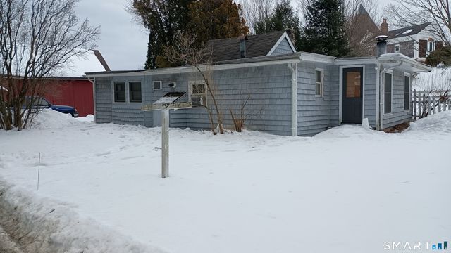 2581 Litchfield Road, Watertown, CT 06795