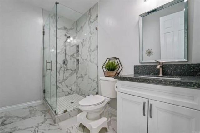 1830 Vista Way, El Cajon, CA 92019