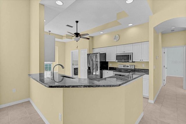 4031 CADDIE DRIVE E, Bradenton, FL 34203