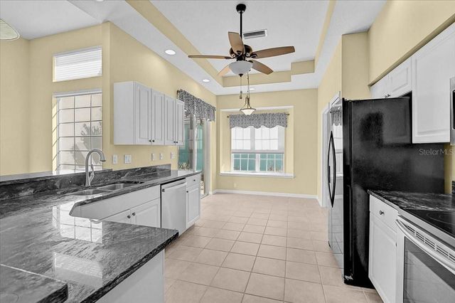 4031 CADDIE DRIVE E, Bradenton, FL 34203