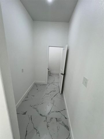 9332 Waller Street, Houston, TX 77012