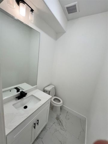 9332 Waller Street, Houston, TX 77012