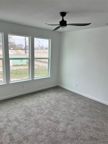 9332 Waller Street, Houston, TX 77012