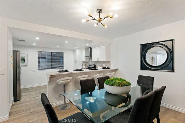 28156 Driver Avenue 5, Agoura Hills, CA 91301