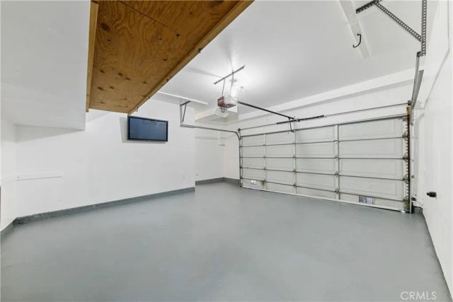 28156 Driver Avenue 5, Agoura Hills, CA 91301