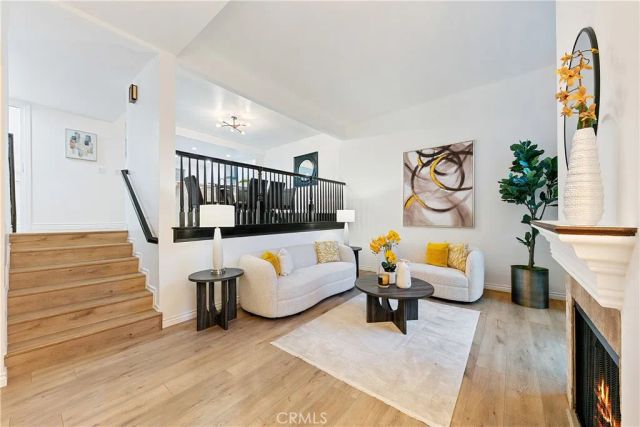 28156 Driver Avenue 5, Agoura Hills, CA 91301