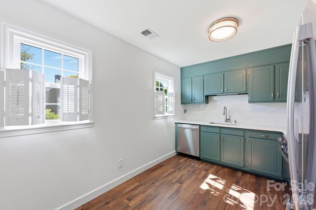 8005 Regent Park Lane, Charlotte, NC 28210