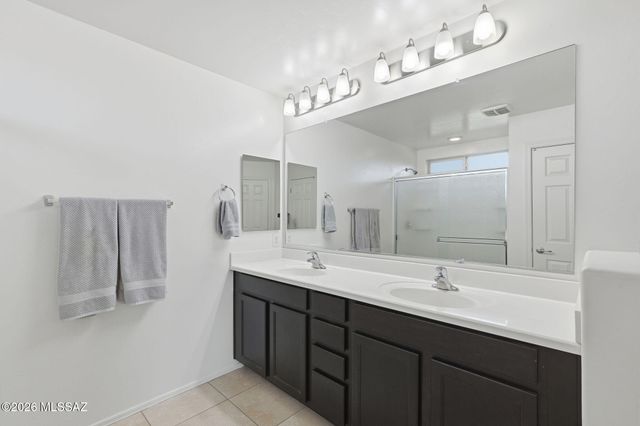 6129 S Eagles Roost Drive, Tucson, AZ 85757