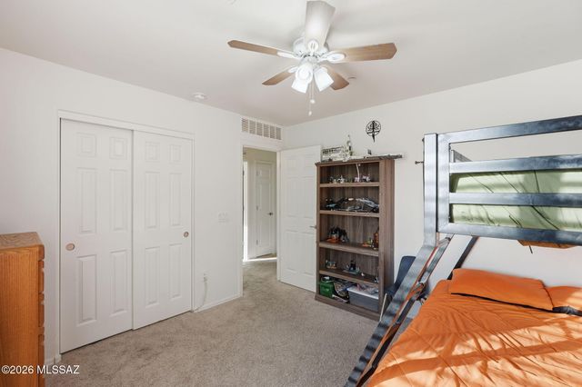 6129 S Eagles Roost Drive, Tucson, AZ 85757