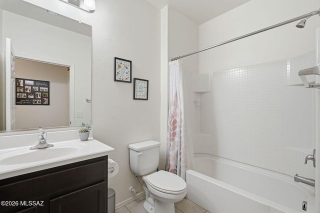 6129 S Eagles Roost Drive, Tucson, AZ 85757