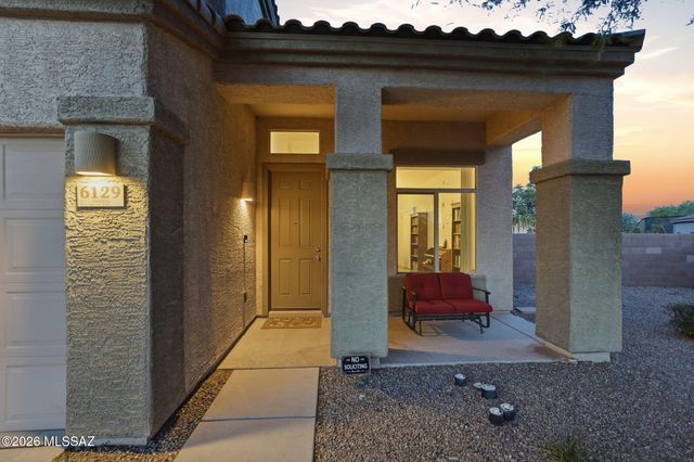 6129 S Eagles Roost Drive, Tucson, AZ 85757