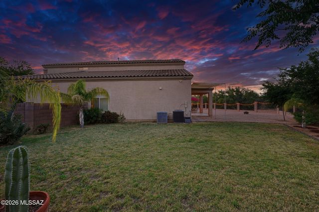 6129 S Eagles Roost Drive, Tucson, AZ 85757
