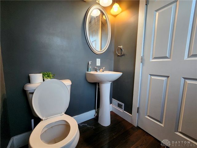 133 Linsan Court, Dayton, OH 45410