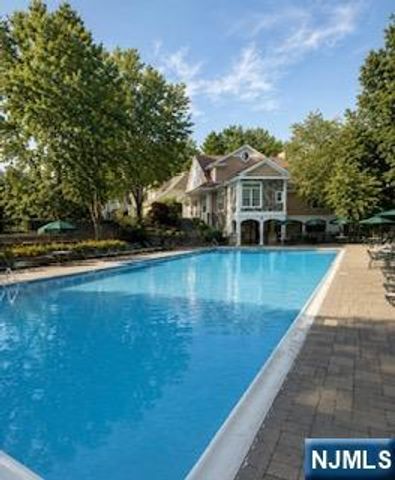 1 Rock Ledge, Oakland, NJ 07436