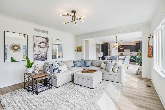 50170 Kapalua Drive, Macomb, MI 48042