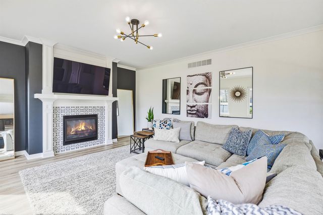 50170 Kapalua Drive, Macomb, MI 48042