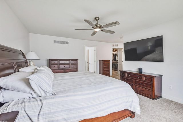 50170 Kapalua Drive, Macomb, MI 48042