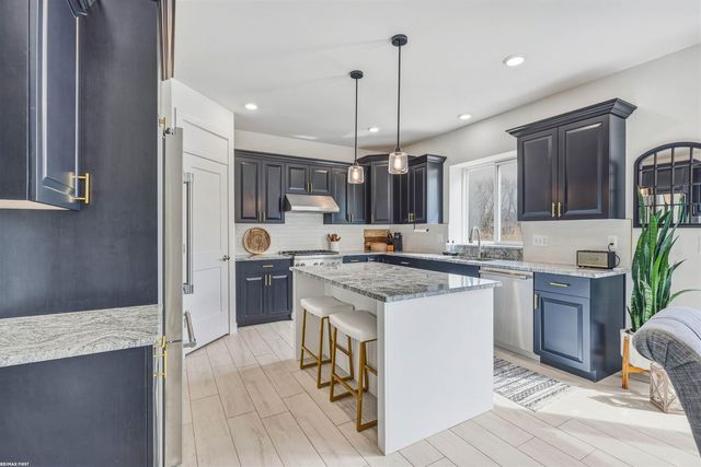 50170 Kapalua Drive, Macomb, MI 48042