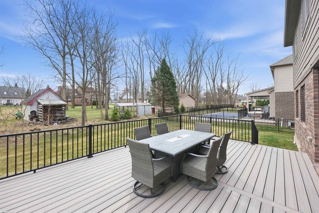 50170 Kapalua Drive, Macomb, MI 48042