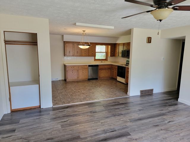 8788 Sheffield Drive, Belvidere, IL 61008