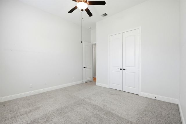 5818 Fairway Shores Lane, Houston, TX 77365