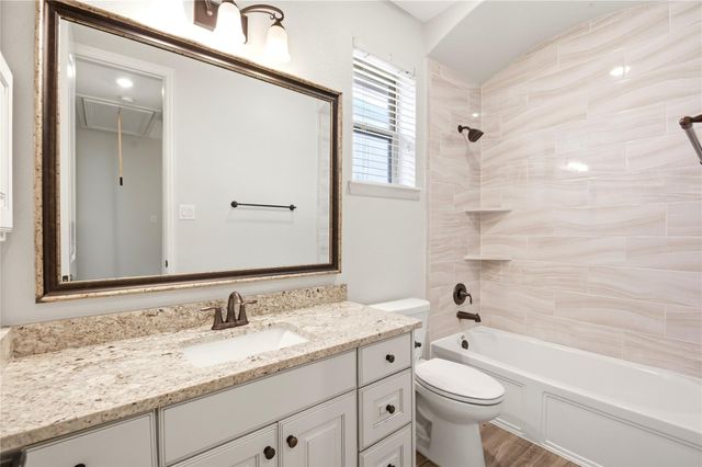 5818 Fairway Shores Lane, Houston, TX 77365