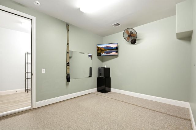 5818 Fairway Shores Lane, Houston, TX 77365