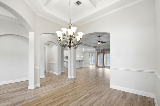 5818 Fairway Shores Lane, Houston, TX 77365