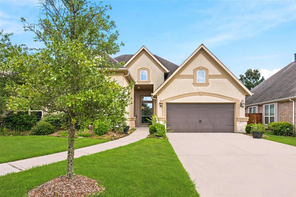 5818 Fairway Shores Lane, Houston, TX 77365