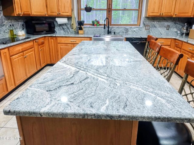 10625 Ramm Road, Whitehouse, OH 43571
