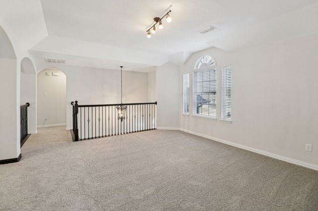 6700 Edwards Road, Denton, TX 76208