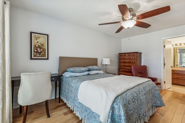 10703 Sandpiper Lane 33, Dallas, TX 75230