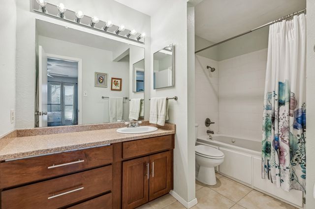 10703 Sandpiper Lane 33, Dallas, TX 75230