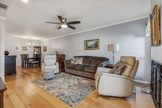 10703 Sandpiper Lane 33, Dallas, TX 75230