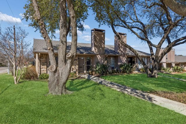 10703 Sandpiper Lane 33, Dallas, TX 75230