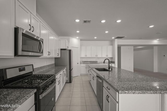 315 Grafton Drive, Sparks, NV 89441
