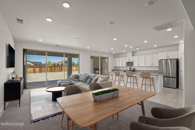 315 Grafton Drive, Sparks, NV 89441