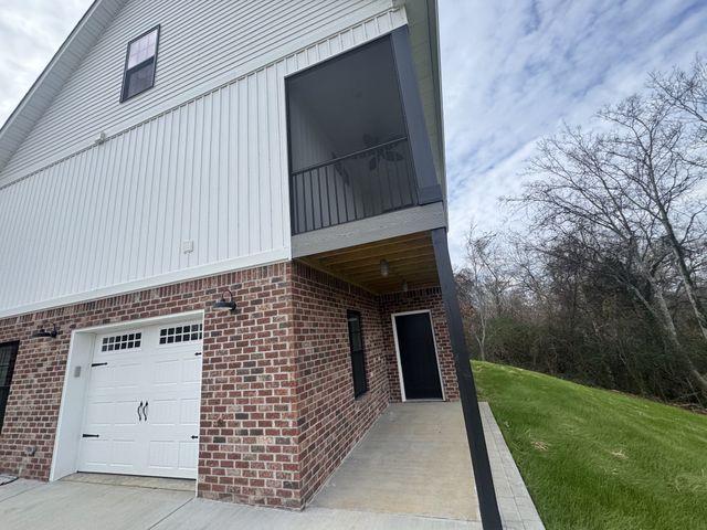 200 Hood St, Dover, TN 37058