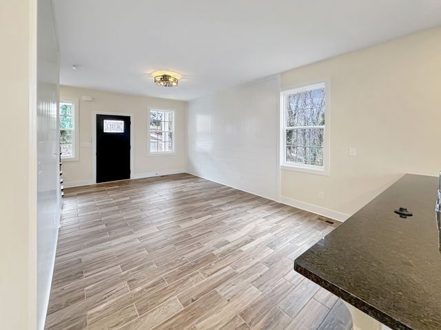 200 Hood St, Dover, TN 37058