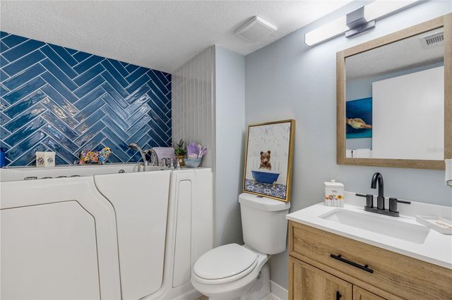 503 N CAUSEWAY 1020, New Smyrna Beach, FL 32169