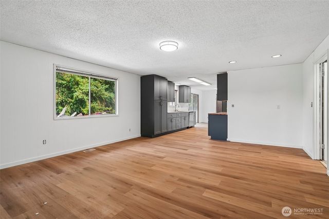 17720 SE 261st, Covington, WA 98042