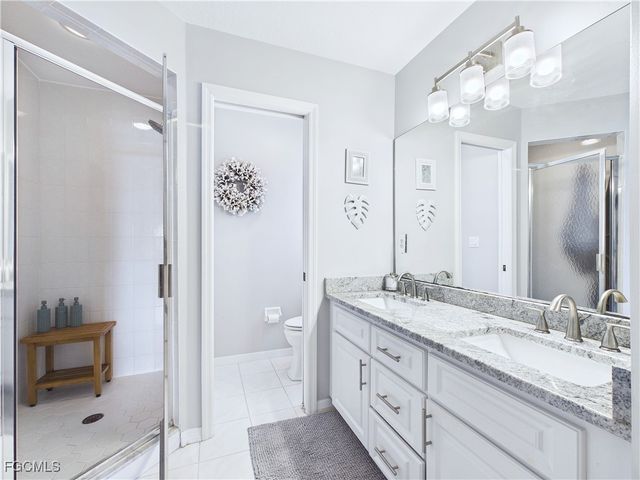 925 SW 47th TER 201, Cape Coral, FL 33914