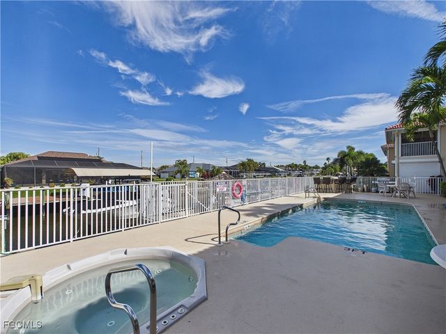 925 SW 47th TER 201, Cape Coral, FL 33914