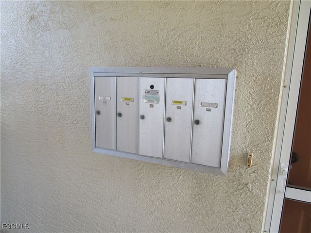 925 SW 47th TER 201, Cape Coral, FL 33914