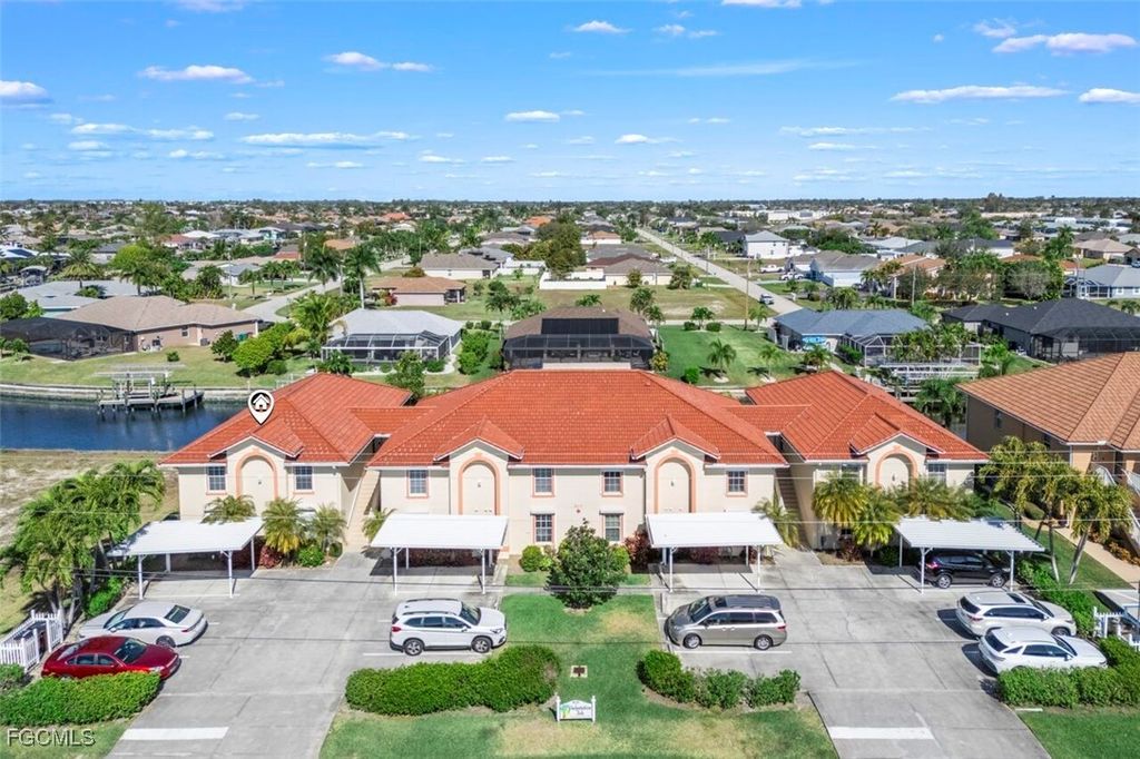 925 SW 47th TER 201, Cape Coral, FL 33914