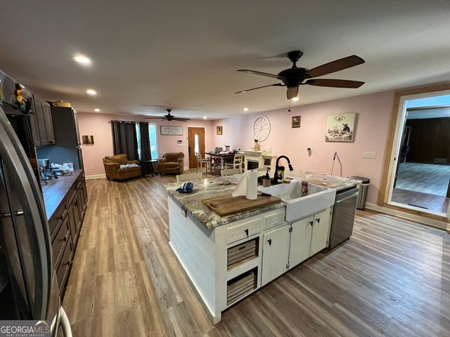 4524 Price Road, Gainesville, GA 30506