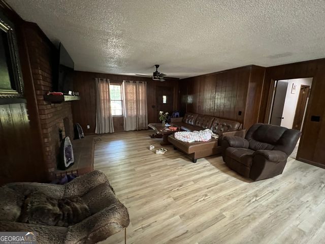 4524 Price Road, Gainesville, GA 30506
