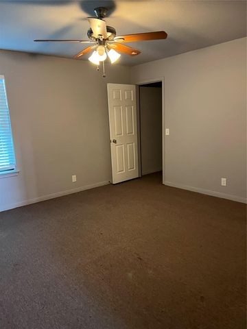 1036 Drovers CV, Georgetown, TX 78626