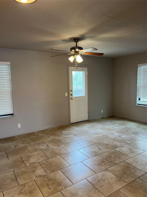 1036 Drovers CV, Georgetown, TX 78626