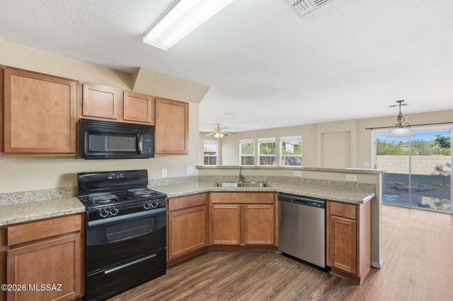 6179 E Bramble Street, Tucson, AZ 85756